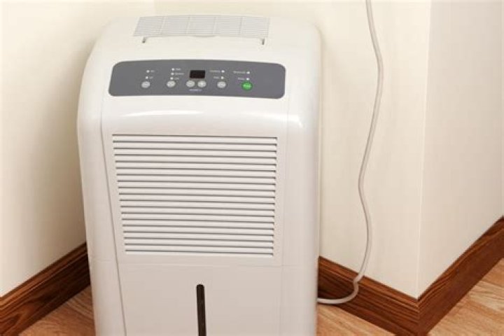 How do you set a dehumidifier?